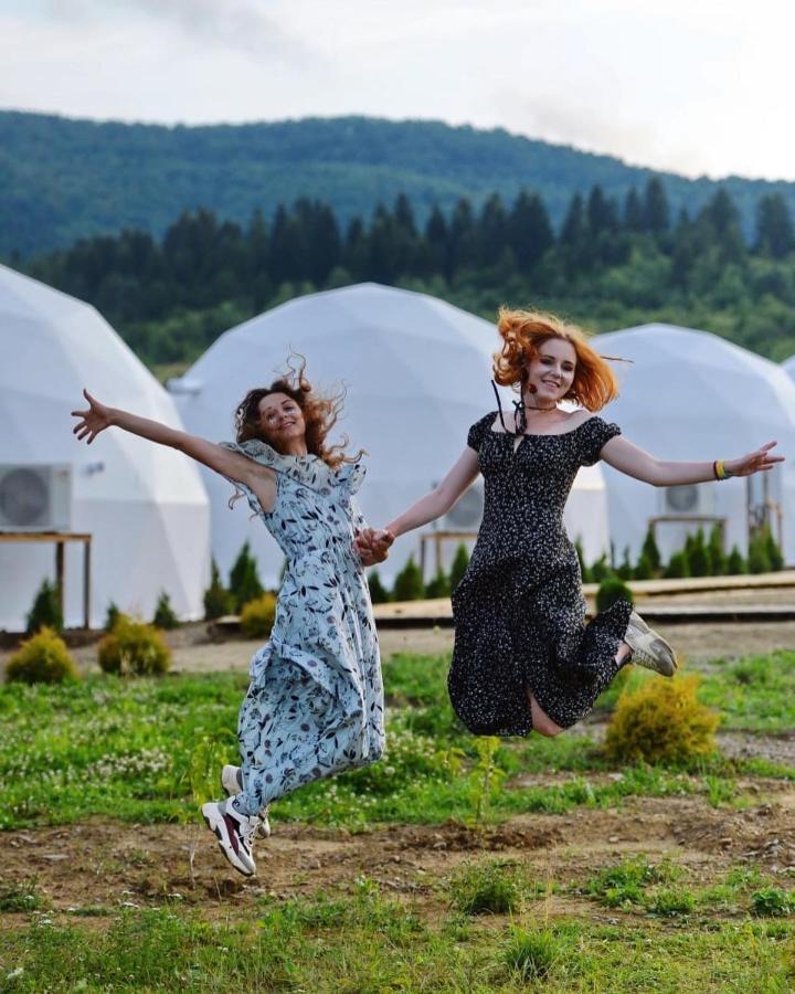 Глемпінг Едельвейс Hotel Oryavchyk Buitenkant foto
